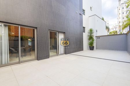 50_photo/94dce446cd.fa0d77f1e1d5dda8-ATLAS-d308ab72-5c2e-45f1-a8ce-f94108dbfa4a.jpg de apartamento à venda com 2 quartos, 107m² em Centro, Curitiba