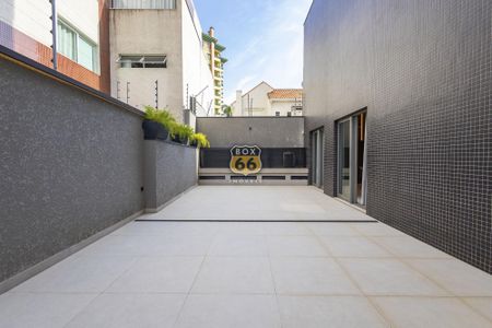 49_photo/94dce446cd.fa0d77f1e1d5dda8-ATLAS-d771cec9-6a7c-446d-af19-c4d228290afb.jpg de apartamento à venda com 2 quartos, 107m² em Centro, Curitiba