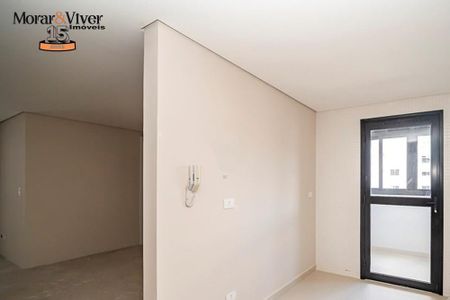 8_photo/94dce4470d.5895cd1aad9aa46f-ATLAS-58e908e4-ce7a-4ffc-b640-caedd38acf7b.jpg de apartamento à venda com 2 quartos, 98m² em Centro, Curitiba