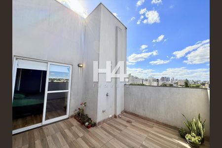 4_photo/94dce44793.8a00a68238a6a06b-ATLAS-e31127fb-15f9-425f-a76e-d740a02611c5.jpg de apartamento à venda com 1 quarto, 72m² em Alto da XV, Curitiba