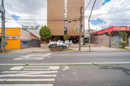 10_photo/94dce447cf.7ec8defd6b8918b2-ATLAS-30727896-ecee-47c0-a5c3-da450fd70aac.jpg de apartamento para alugar com 1 quarto, 23m² em Alto da XV, Curitiba