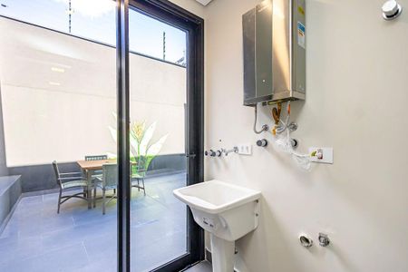 5_photo/94dce447fb.18d35e9b3b089d06-ATLAS-bb999fed-8583-49ba-bbed-62724b5e3bac.jpg de apartamento para alugar com 2 quartos, 56m² em Alto da XV, Curitiba