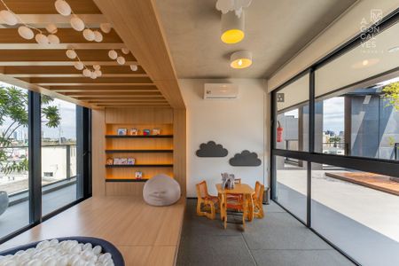 25_photo/94dce447fb.2a354dc07fb372da-ATLAS-ac9909af-7512-4e54-b390-91aa2952b3d7.jpg de apartamento à venda com 3 quartos, 138m² em Alto da XV, Curitiba