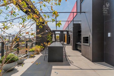 3_photo/94dce447fb.e014022fe0549fb8-ATLAS-0e967ad9-2fff-465e-8d7f-4c1b5c1e8a49.jpg de apartamento à venda com 2 quartos, 86m² em Alto da XV, Curitiba