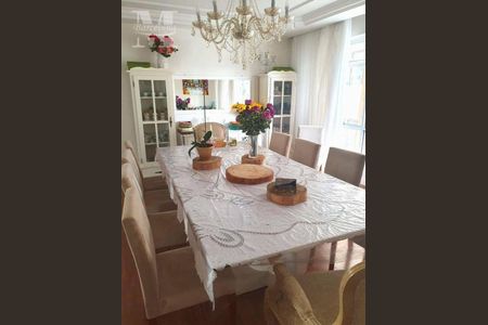 7_photo/94dce448fd.5ee4ba39b954aca5-ATLAS-ce9ea40f-b343-423a-bf7b-fe2d1976b437.jpg de apartamento à venda com 4 quartos, 300m² em Alto da XV, Curitiba