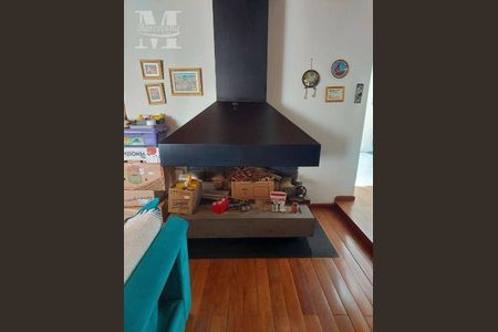 8_photo/94dce448fd.5ee4ba39b954aca5-ATLAS-d62b562e-e65a-49af-8e32-46e014393af4.jpg de apartamento à venda com 4 quartos, 300m² em Alto da XV, Curitiba