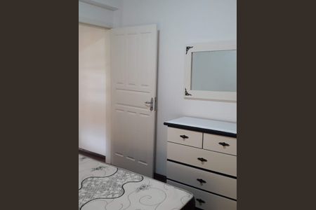 50_photo/94dce44975.ac3b32f3884e407f-ATLAS-65f3279b-7a7d-49d7-b515-4f7c20ee086c.jpg de casa à venda com 6 quartos, 400m² em Cristo Rei, Curitiba