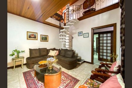 9_photo/94dce44975.ac3b32f3884e407f-ATLAS-e7969c8d-64f0-455d-bde7-71edb507e4dc.jpg de casa à venda com 5 quartos, 482m² em Cristo Rei, Curitiba