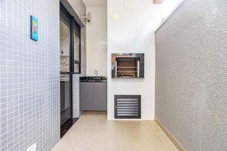 21_photo/94dce44ab3.7e7cb00a511560c6-ATLAS-4e10c0db-3831-4857-a812-ecc085937e45.jpg de apartamento à venda com 3 quartos, 145m² em Hugo Lange, Curitiba