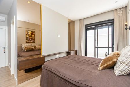 12_photo/94dce44ab3.7e7cb00a511560c6-ATLAS-6502d5e5-467d-4d6f-8cae-e471d29d912b.jpg de apartamento à venda com 3 quartos, 145m² em Hugo Lange, Curitiba