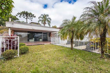 6_photo/94dce44ad9.692fcc511d44006f-ATLAS-8e65181e-2cbc-4331-ac72-511a81a7e64e.jpg de casa à venda com 3 quartos, 247m² em Cristo Rei, Curitiba