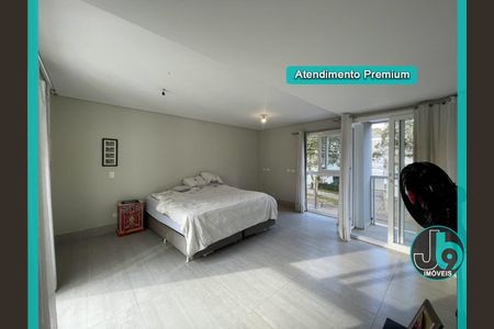 11_photo/94dce44ae9.ceff8192393c33de-ATLAS-276cf7b0-5577-4e10-8103-16b60d7ec501.jpg de casa à venda com 3 quartos, 389m² em Alto da XV, Curitiba