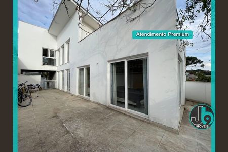 33_photo/94dce44ae9.ceff8192393c33de-ATLAS-3e68d871-5f2e-42ca-8102-66d9dbddd86e.jpg de casa à venda com 3 quartos, 389m² em Alto da XV, Curitiba