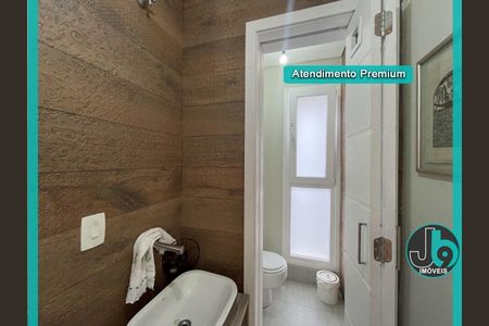 28_photo/94dce44ae9.ceff8192393c33de-ATLAS-800e99f2-eea7-4d2d-981c-54ed8cc54e4b.jpg de casa à venda com 3 quartos, 389m² em Alto da XV, Curitiba