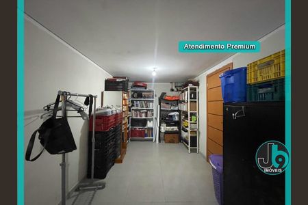 17_photo/94dce44ae9.ceff8192393c33de-ATLAS-939bc0b8-c5b0-4e43-bae8-a7596ca04c1c.jpg de casa à venda com 3 quartos, 389m² em Alto da XV, Curitiba