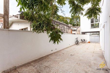 9_photo/94dce44b0d.9c5959cca0926d06-ATLAS-bfd2abcf-9237-49fe-a0dc-70b49682c84e.jpg de casa à venda com 3 quartos, 390m² em Alto da XV, Curitiba