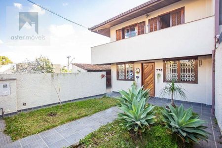 8_photo/94dce44b23.275fe3fcda77567d-ATLAS-2cb0203c-9a07-47bd-ab6f-22c2ae176dd2.jpg de casa à venda com 3 quartos, 195m² em Alto da XV, Curitiba