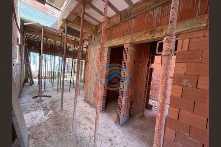 10_photo/94dce44c25.94eccd8fc9add72f-ATLAS-9cce2d83-6d02-486f-9b7d-5dc5597dd741.jpg de casa à venda com 3 quartos, 146m² em Alto da XV, Curitiba