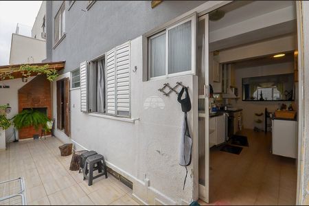 21_photo/94dce44ccd.f1ff69ea0d6f190f-ATLAS-05a402d4-3442-409d-9f4e-771a7b30ef74.jpg de apartamento à venda com 3 quartos, 117m² em Centro, Curitiba