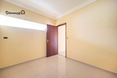 34_photo/94dce44cd7.f66ed5d703e44af7-ATLAS-d66ef3bf-a9f5-49f0-857c-93eb848ac3c2.jpg de casa à venda com 4 quartos, 232m² em Cristo Rei, Curitiba