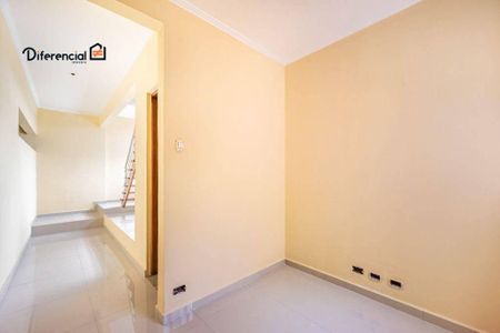 38_photo/94dce44cd7.f66ed5d703e44af7-ATLAS-e4ba4651-aef8-456f-9236-fc79fc2bc051.jpg de casa à venda com 4 quartos, 232m² em Cristo Rei, Curitiba