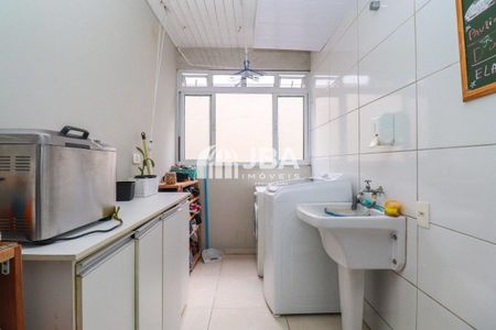 1_photo/94dce44d19.94eccd8fc9add72f-ATLAS-0f9c845b-65a9-406e-a4f3-46bca7de8082.jpg de apartamento à venda com 3 quartos, 92m² em Cristo Rei, Curitiba