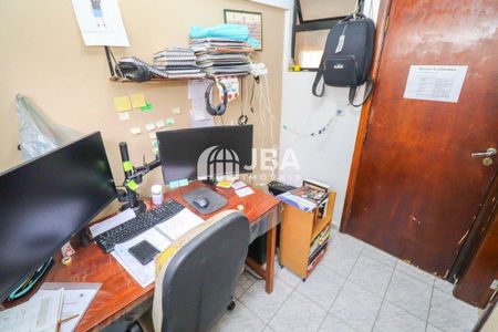 8_photo/94dce44d19.94eccd8fc9add72f-ATLAS-d5327b6b-b767-4f4e-99d4-d1ca8051b1ec.jpg de apartamento à venda com 3 quartos, 92m² em Cristo Rei, Curitiba