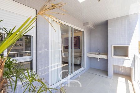 6_photo/94dce44d1d.45f02ef6bff41bc6-ATLAS-8aa1fec2-d6f1-4f54-bf7e-de4891046c27.jpg de apartamento à venda com 3 quartos, 280m² em Alto da XV, Curitiba