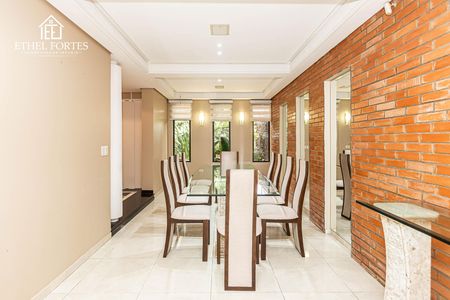 15_photo/94dce44d87.8112f57c7da29d24-ATLAS-9cb49f65-948d-4b8a-8d3f-7b938263202b.jpg de casa à venda com 3 quartos, 297m² em Cristo Rei, Curitiba