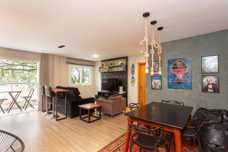 3_photo/94dce44d8f.f5a3f0d545a1e4c9-ATLAS-7adb1f9a-74a9-4ecb-9bcd-2a373cd97ed5.jpg de apartamento à venda com 1 quarto, 70m² em Cristo Rei, Curitiba