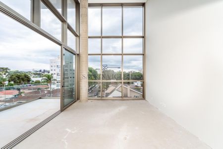 7_photo/94dce44df1.2b5c0f72b79843a0-ATLAS-3aa27331-25ee-4926-8a9c-c6eee285158e.jpg de apartamento à venda com 4 quartos, 241m² em Cristo Rei, Curitiba