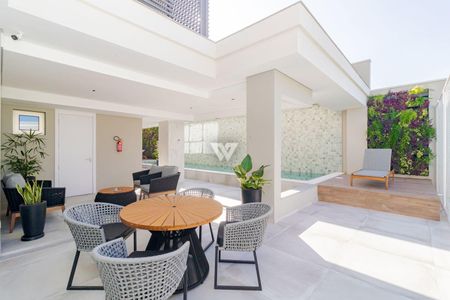 17_photo/94dce44df1.2c35a2274a7a35ad-ATLAS-794929be-1253-4bd7-b2ea-633f5d840ea5.jpg de apartamento à venda com 4 quartos, 246m² em Cristo Rei, Curitiba