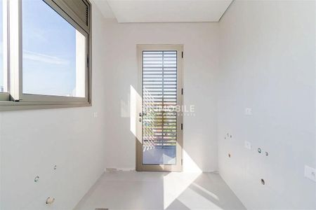 8_photo/94dce44df1.eb4747a7722cd593-ATLAS-24a6741e-805b-40f2-aa04-3c2a613d0ad5.jpg de apartamento à venda com 4 quartos, 245m² em Cristo Rei, Curitiba