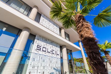 2_photo/94dce44df1.eb4747a7722cd593-ATLAS-a81b56df-ec96-4355-96f1-a172168ae623.jpg de apartamento à venda com 4 quartos, 246m² em Cristo Rei, Curitiba