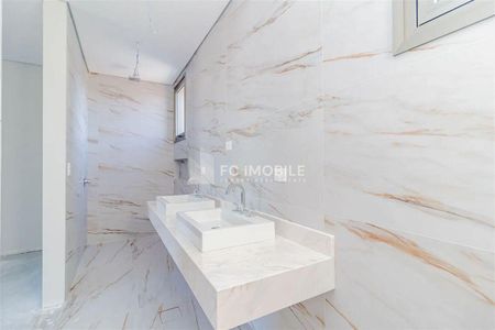 6_photo/94dce44df1.eb4747a7722cd593-ATLAS-e33fead3-575b-4512-85bb-6da96ad3b59f.jpg de apartamento à venda com 4 quartos, 245m² em Cristo Rei, Curitiba