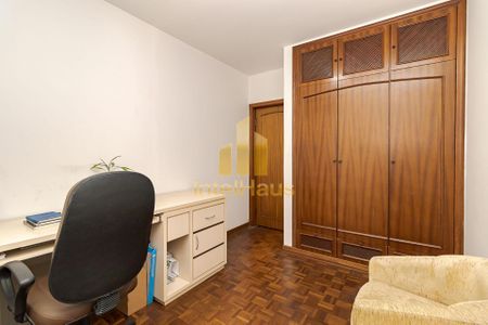 24_photo/94dce44df9.3714cccd63f8fe2d-ATLAS-8497f3e7-c6f5-4af1-ba73-4e801fc77d0d.jpg de casa à venda com 5 quartos, 384m² em Cristo Rei, Curitiba