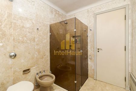 34_photo/94dce44df9.3714cccd63f8fe2d-ATLAS-92df0794-833a-4c65-8e83-7e8e0d0fe085.jpg de casa à venda com 5 quartos, 384m² em Cristo Rei, Curitiba