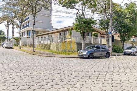 43_photo/94dce44df9.3714cccd63f8fe2d-ATLAS-efc4c862-9632-48f1-8e1d-4f2b309f886e.jpg de casa à venda com 5 quartos, 384m² em Cristo Rei, Curitiba