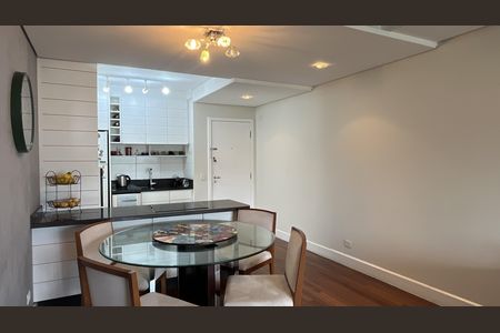 4_photo/94dce44dff.1ebd8d77d61ab153-ATLAS-1959a59b-a20c-430a-b92f-e3295568bc94.jpg de apartamento à venda com 2 quartos, 125m² em Cristo Rei, Curitiba