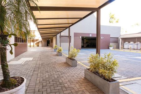 10_photo/94dce44dff.8406d85b1cc03178-ATLAS-3e65414a-4d80-442f-b1a5-a65251bdf302.jpg de apartamento à venda com 4 quartos, 131m² em Cristo Rei, Curitiba