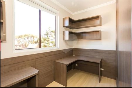 3_photo/94dce44dff.e5c1dbf3952ec410-ATLAS-4f2fae1b-a9d4-469e-ac4d-4eccd0735e79.jpg de apartamento à venda com 4 quartos, 131m² em Cristo Rei, Curitiba