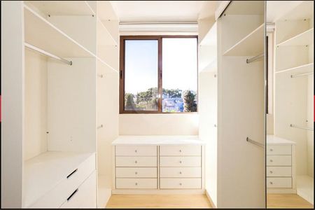 9_photo/94dce44dff.e5c1dbf3952ec410-ATLAS-6dd1c8f7-e692-4b39-8e31-26f2452c0ab7.jpg de apartamento à venda com 4 quartos, 131m² em Cristo Rei, Curitiba