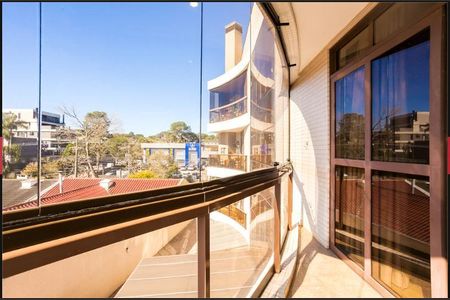 10_photo/94dce44dff.e5c1dbf3952ec410-ATLAS-94af16dd-cc74-4e92-bf57-1a65764e8574.jpg de apartamento à venda com 4 quartos, 131m² em Cristo Rei, Curitiba