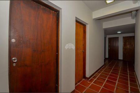 8_photo/94dce44e43.bce8b3e6932dd66d-ATLAS-83d2fce5-16ab-4596-bd8c-13d889c67668.jpg de apartamento à venda com 2 quartos, 61m² em Cristo Rei, Curitiba
