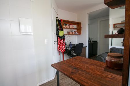 9_photo/94dce44e45.cce03887c7d72c1f-ATLAS-6bdb6bca-0d63-4c0c-ae72-c8e80b7d3f97.jpg de apartamento à venda com 1 quarto, 30m² em Cristo Rei, Curitiba