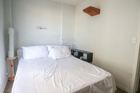 10_photo/94dce44e45.cce03887c7d72c1f-ATLAS-9fa73067-813e-4df4-89cc-44e72aa29e7f.jpg de apartamento à venda com 1 quarto, 30m² em Cristo Rei, Curitiba