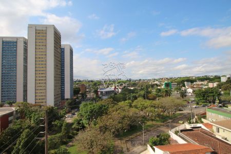 12_photo/94dce44e45.cce03887c7d72c1f-ATLAS-b2673c10-8344-4e7a-a627-77a1a8fe1f54.jpg de apartamento à venda com 1 quarto, 30m² em Cristo Rei, Curitiba