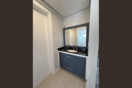 2_photo/94dce44e49.7dc29441a77b793f-ATLAS-0a87e190-1fab-4f22-bcb3-2439cf07dfec.jpg de apartamento à venda com 1 quarto, 33m² em Cristo Rei, Curitiba