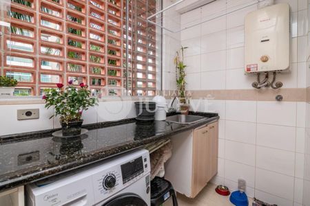 9_photo/94dce44f77.dd3fe2901def7c68-ATLAS-2f312a5a-ee81-4fbe-a349-5fb6db1883f3.jpg de apartamento à venda com 2 quartos, 77m² em Cristo Rei, Curitiba