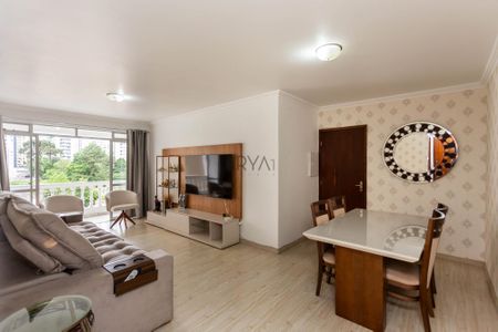 2_photo/94dce44ffb.c1b29f0ee4db1b4c-ATLAS-623b10da-2d9e-4018-b27a-9cda880d6593.jpg de apartamento à venda com 3 quartos, 117m² em Cristo Rei, Curitiba